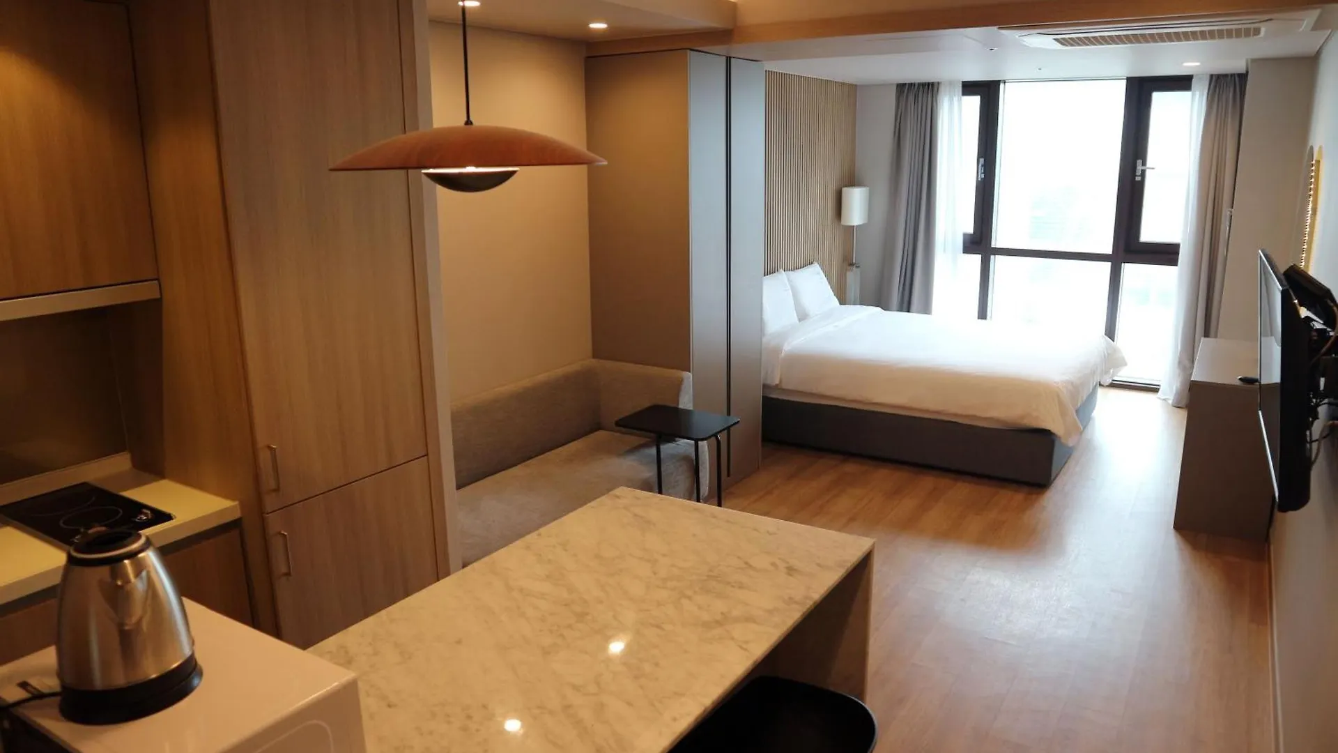 בוסאן W Residence Hotel Centum City 4*,