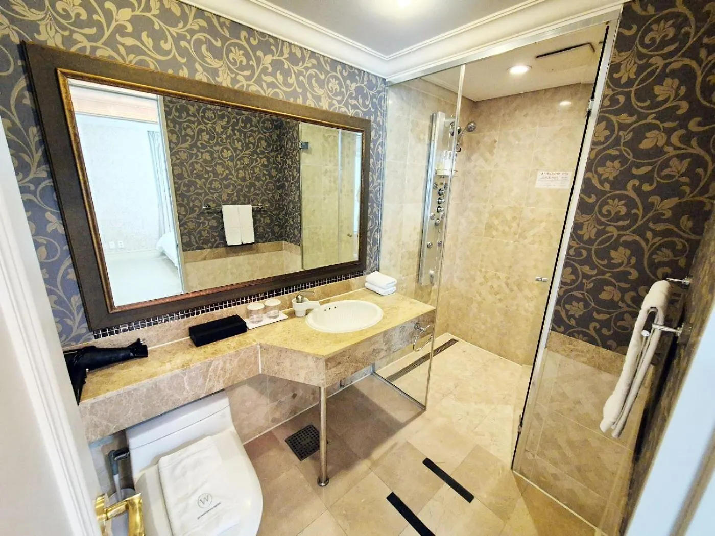 W Residence Hotel Centum City Busan