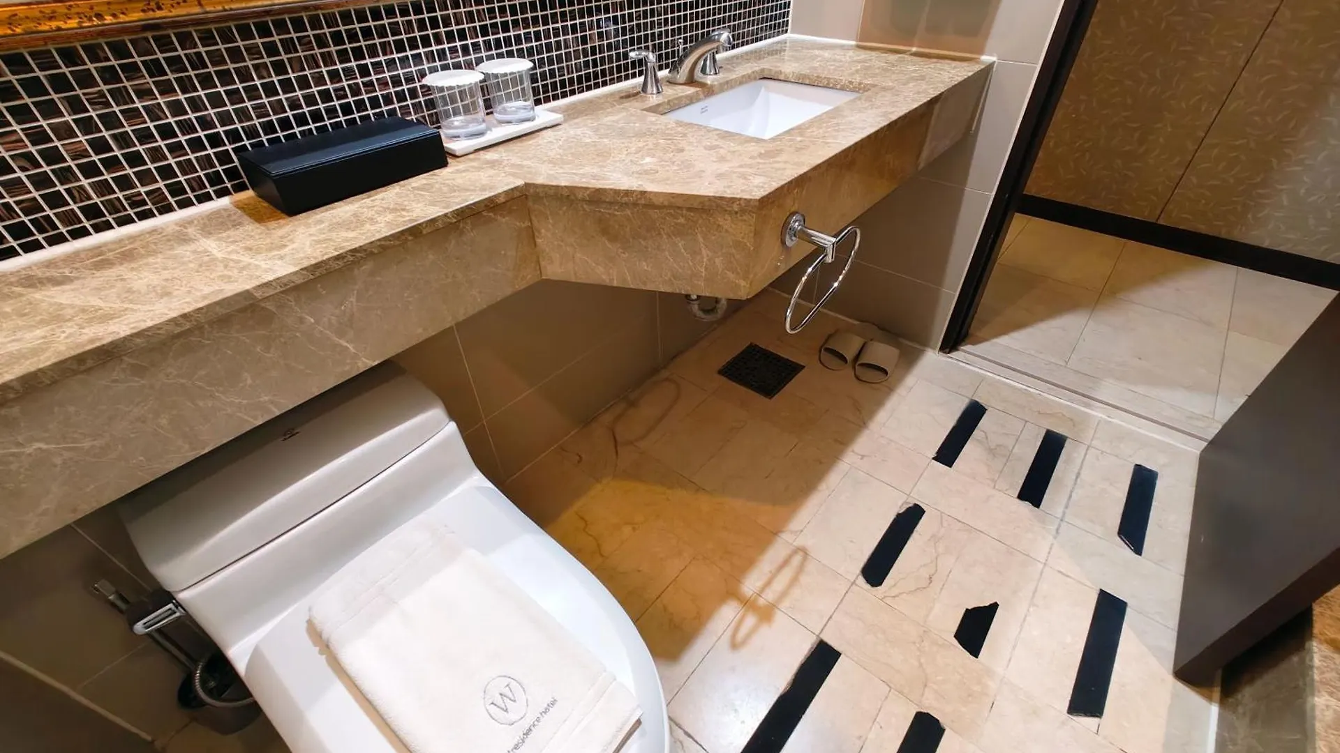 W Residence Hotel Centum City Busan 4*,  South Korea